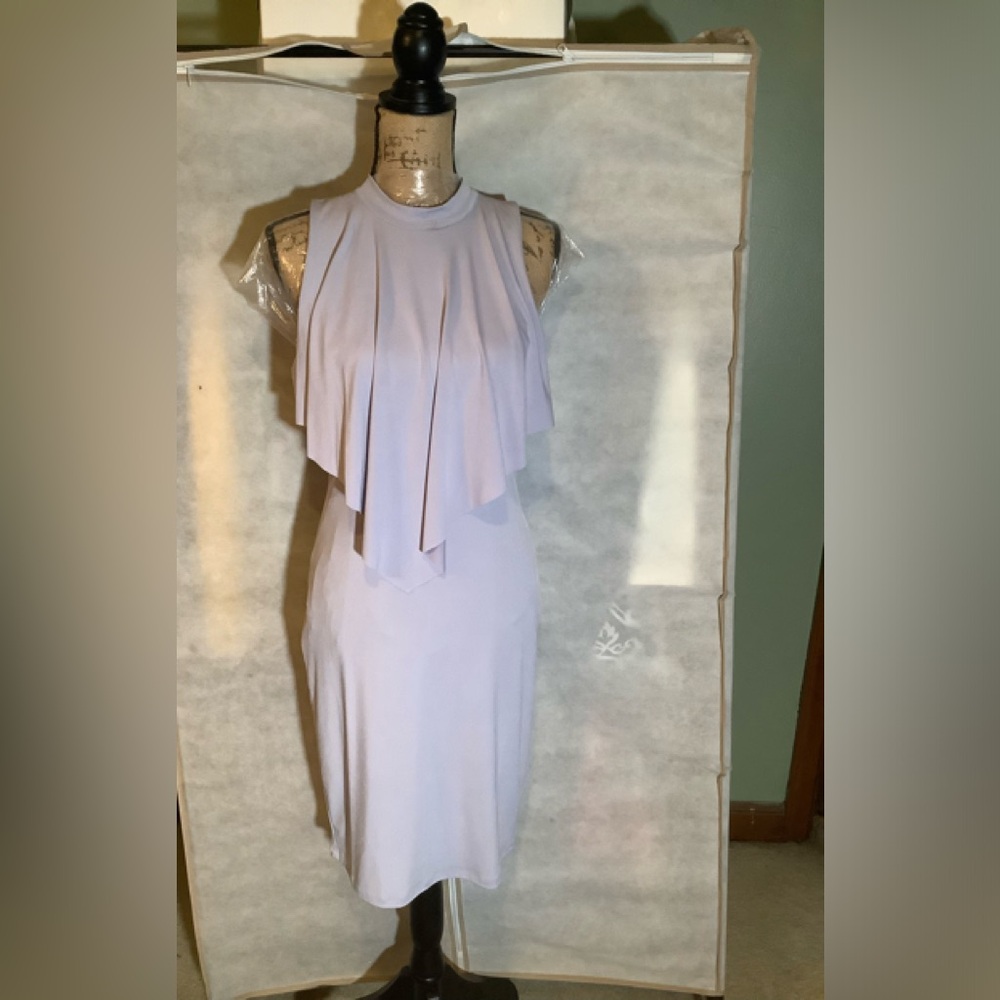 VENUS, Lavender sleeveless bodycon dress. Sz M